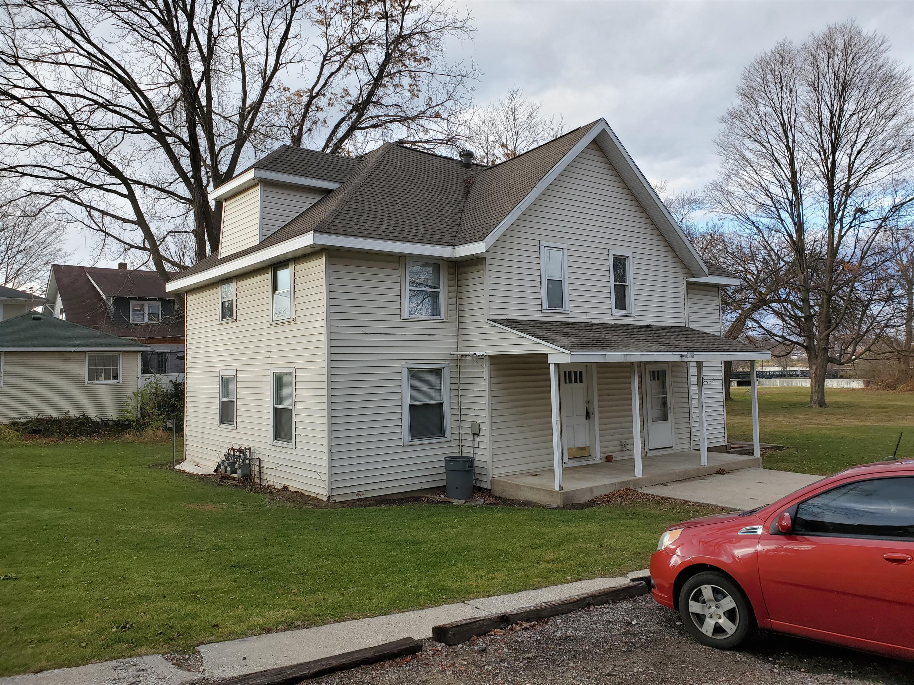 318 Lincoln Way East #23